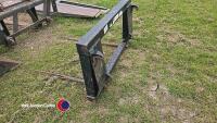 Bale spike, quicke brackets - 2