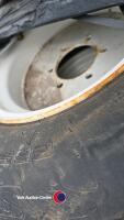 New Holland boomer turf wheels and tyres, new - 4