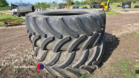 2 x Verdestein Traxion 650-65 R42 70%