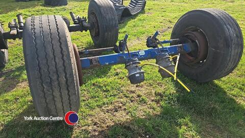 BPW axle on drum brakes c/w super single tyres