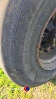 BPW axle on drum brakes c/w super single tyres - 3