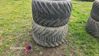 2 x 550/45/22.5 flotation tyres - 4