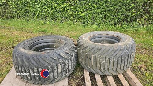 2 x BKT 255/45/22.5 tyres