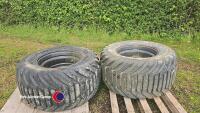 2 x BKT 255/45/22.5 tyres
