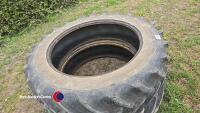 2 tyres 13.6 x 38 - 2