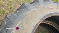 2 tyres 13.6 x 38 - 3
