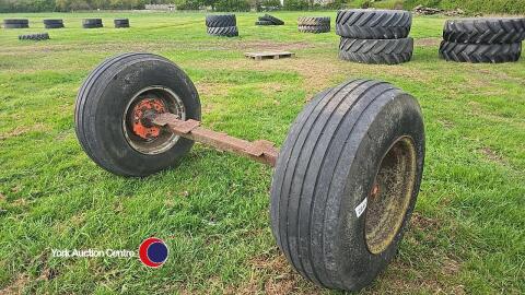 6 stud axle with wheels
