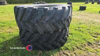 Pair 650-65R38 tyres