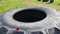 Pair 650-65R38 tyres - 2