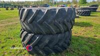 Pair 650-65R38 tyres - 4