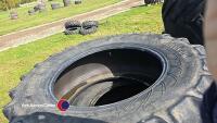 Pair 600-65R38 tyres - 2