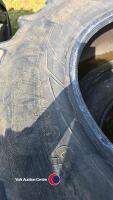 Pair 600-65R38 tyres - 3