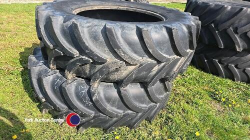 Pair 520-70R38 tyres 70%