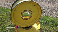 Pair 12-28 J/D rims - 2