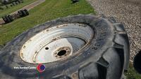 650/65 38 540/65 28 8 stud wheels and tyres - 2