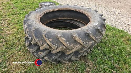 2 x tractor tyres 13.9 x 36