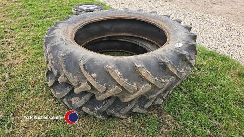 2 x tractor tyres 13.9 x 36