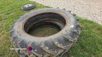 2 x tractor tyres 13.9 x 36 - 2