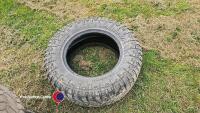 4 x 33 12.5 R 18 pickup tyres - 2