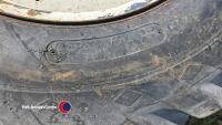 28in rear wheels and tyres from Ford - 3