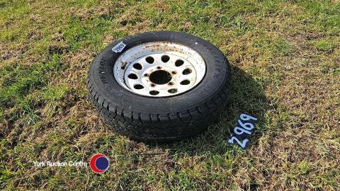 305/70 R15 wheel