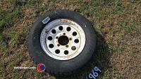 305/70 R15 wheel - 2
