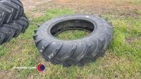 16.9/R34 tyre - 4