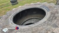3 x 540/65 R28 tyres - 2