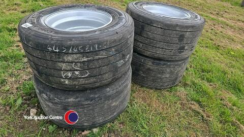 4 x 445/45/19.5 on 8 stud