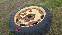 Pair of row crop wheels, 9.5 - 44 - 2