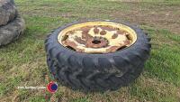 Pair of row crop wheels, 9.5 - 44 - 4