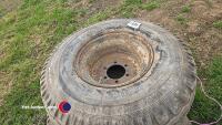 Pair of tractor front wheels, 12.5L - 15 SL - 2