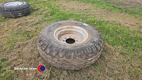 12.5/80 R18 wheel and tyre