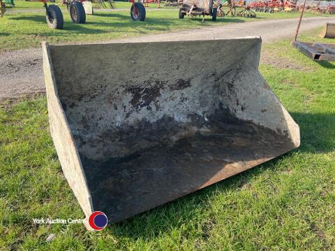 Manitou loader bucket, good strong bucket, plenty of life left in it