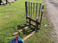 Pallet forks and head stock - 2