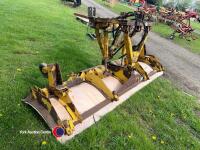 Snow plough set up for 3pt linkage use - 4