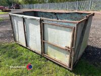 Transport box with 3 point linkage - 2