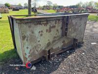Transport box with 3 point linkage - 4