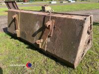 7ft tractor bucket in need of repair - 3