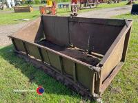 Transport box with 3 point linkage - 2