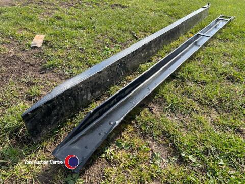 Pair of heavy duty long forklift extensions