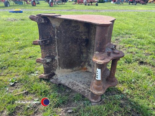 Digger bucket