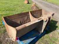 JCB wide digger bucket - 3