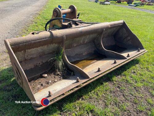 Hydraulic tilting grading bucket, 65mm pins
