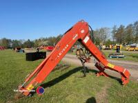 Kuhn fertiliser spreader bag lift crane - 2