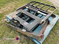 Forklift carriage plus a pair of forks - 3