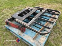 Forklift carriage plus a pair of forks - 4