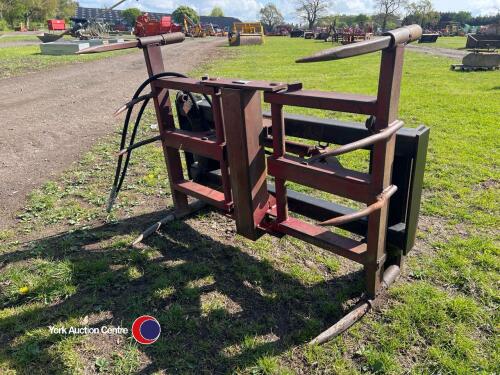 Large bale spike, Euro brackets