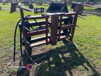 Large bale spike, Euro brackets - 2