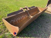 65mm 7ft grading/dyking bucket - 2